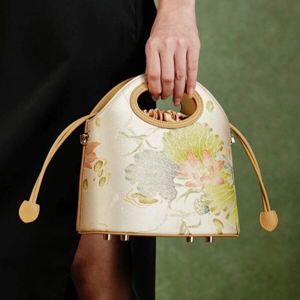 8a_Printed_Jacquard_Lotus_Khaki_Drawstring_Bucket_Bag_LD120670 8a_Printed_Jacquard_Lotus_Khaki_Drawstring_Bucket_Bag_LD120670