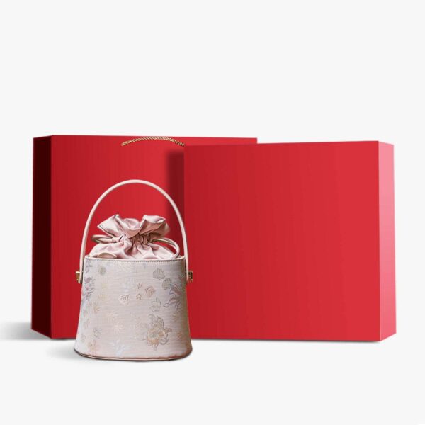 Sac à bandoulière en cuir brocard_Jacquard_Drawstring_Bucket_Bag_-_SinoCultural-2462988 Brocade_Jacquard_Leather_Drawstring_Bucket_Bag_-_SinoCultural-2462988