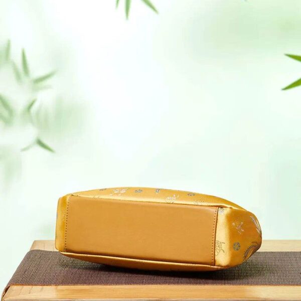 Brocade_Jacquard_New_Chinese_Style_Handcrafted_Handbag_-_SinoCultural-2463853 Brocade_Jacquard_New_Chinese_Style_Handcrafted_Handbag_-_SinoCultural-2463853