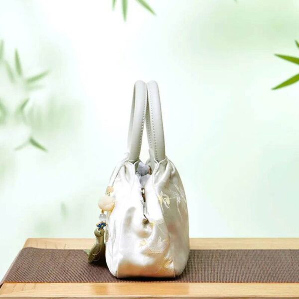 Brocade_Jacquard_New_Chinese_Style_Handcrafted_Handbag_-_SinoCultural-2464076 Brocade_Jacquard_New_Chinese_Style_Handcrafted_Handbag_-_SinoCultural-2464076