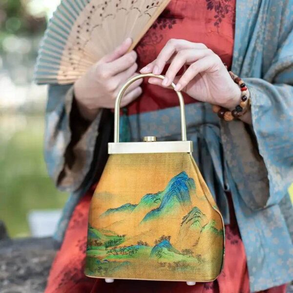 Chinese_Painting_Mulberry_Silk_High-end_Lux_Kiss_Lock_Clutch_Handbag_-_SinoCultural-2467788 Chinese_Painting_Mulberry_Silk_High-end_Lux_Kiss_Lock_Clutch_Handbag_-_SinoCultural-2467788