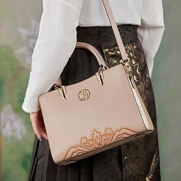 Embroidery_Leather_Crossbody_Tote_Bag_Traditional_Ethnic_Style_-_SinoCultural-2472734 Embroidery_Leather_Crossbody_Tote_Bag_Traditional_Ethnic_Style_-_SinoCultural-2472734