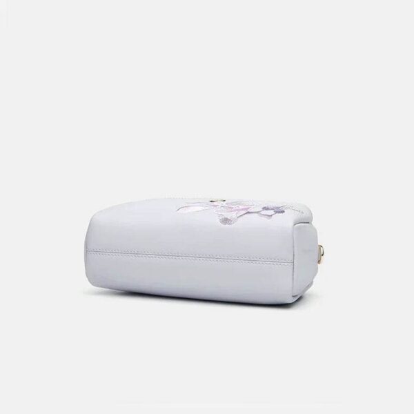 Embroidery_Leather_Purple_Bauhinia_Hand_Clutch_-_SinoCultural-2474803 Embroidery_Leather_Purple_Bauhinia_Hand_Clutch_-_SinoCultural-2474803