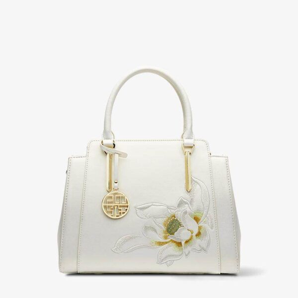 Broderie_Sac_à_tote_en_cuir_en_fleur_de_lotus_blanc_-_SinoCultural-2476032 Embroidery_Leather_Tote_Bag_Blooming_White_Lotus_-_SinoCultural-2476032
