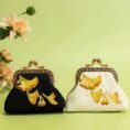 Embroidery_Vintage_Mini_Coin_Kiss_Lock_Purse_Wallet_-_SinoCultural-2477594