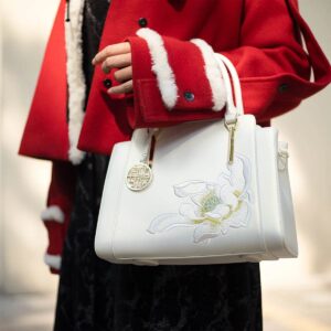 IMG_3400_Embroidery_Leather_Tote_Bag_White_Lotus_Crossbody_Bag_P120317