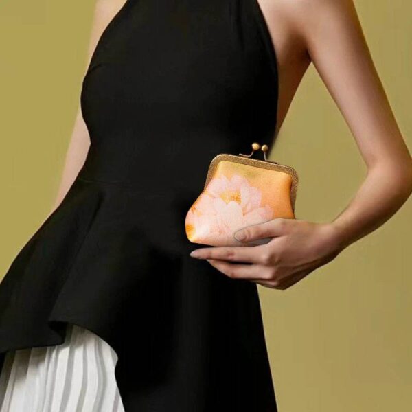 MulberrySilkRetroGoldMiniCoinPurseWalletLotusLD570602G_1 MulberrySilkRetroGoldMiniCoinPurseWalletLotusLD570602G_1