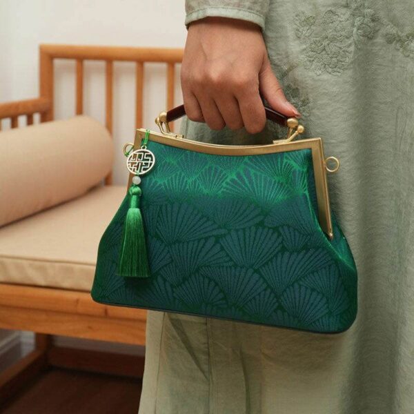 Mulberry_Silk_Green_Pine_Leaf_Vintage_Kiss_Lock_Clasp_Bag_-_SinoCultural-2481589 Mulberry_Silk_Green_Pine_Leaf_Vintage_Kiss_Lock_Clasp_Bag_-_SinoCultural-2481589