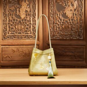 New_Chinese_Style_Mulberry_Silk_Bucket_Bag_-_SinoCultural-2482238