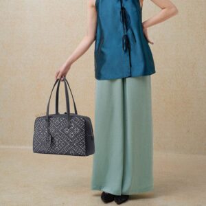Zhuang-Brocade-Embroidered-Handbag-Model-Front-View