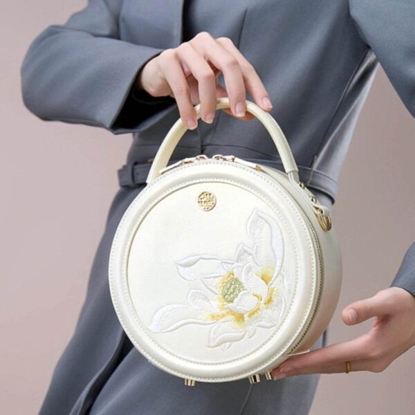 f_Sinocultural_Embroidery_Leather_White_Round_Handbag_Lotus f_Sinocultural_Embroidery_Leather_White_Round_Handbag_Lotus