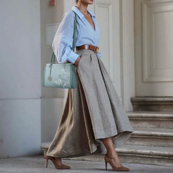 magnolia-crossbody-tote-bag-modèle magnolia-crossbody-tote-bag-model